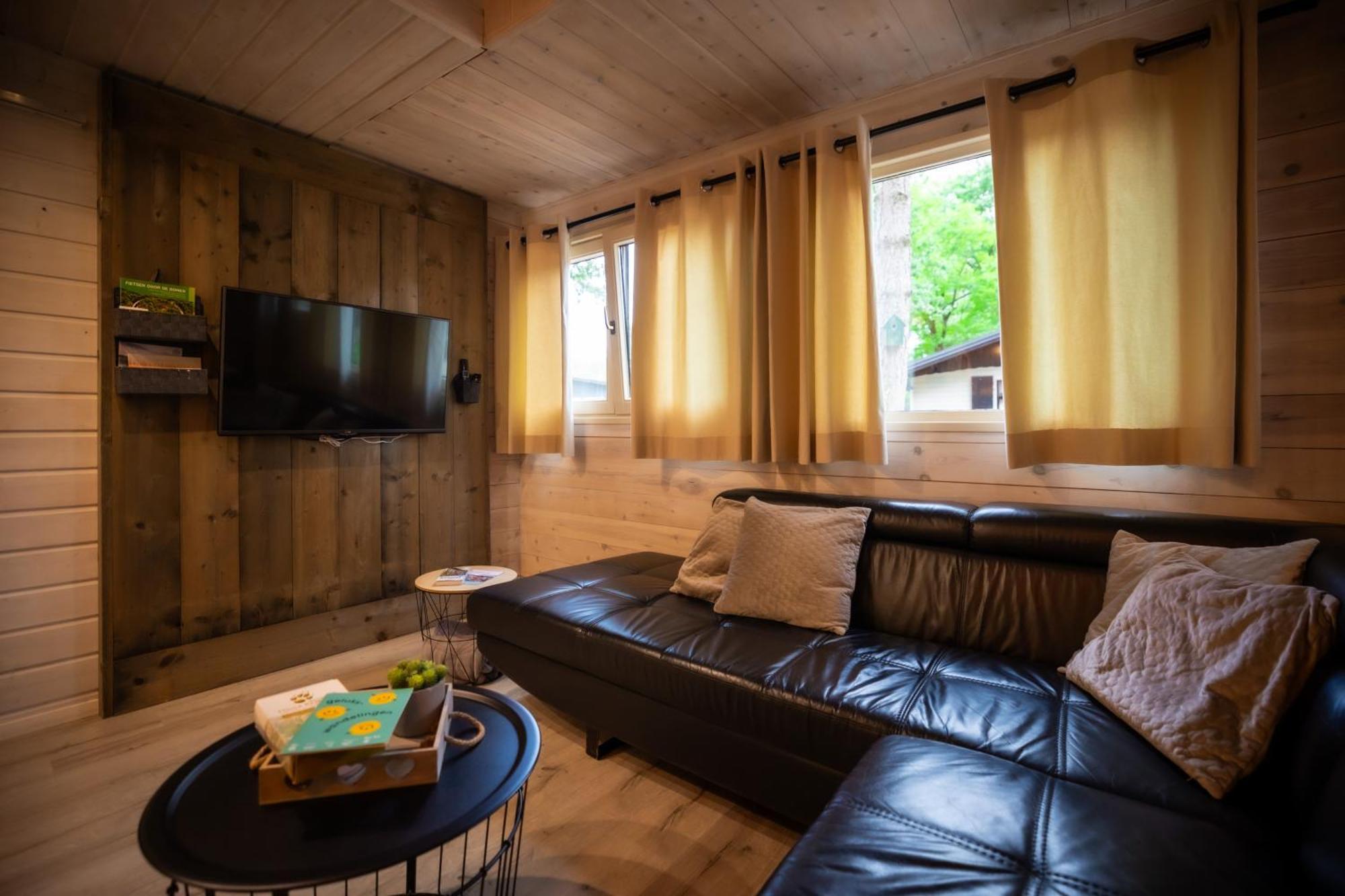 Chalet De Bosuil Zutendaal Luaran gambar